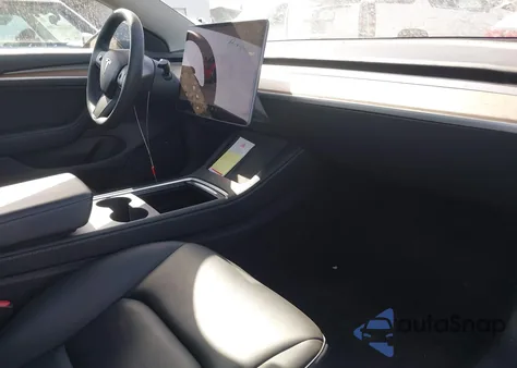 2023 Tesla Model 3 z USA, uszkodzony, nr VIN 5YJ3E1EA0PF693637